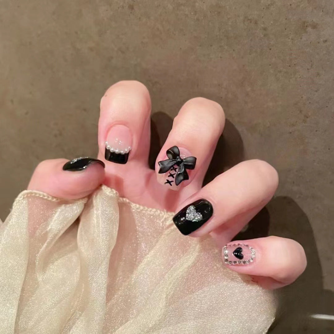 Glittering Heart Bow False Nails