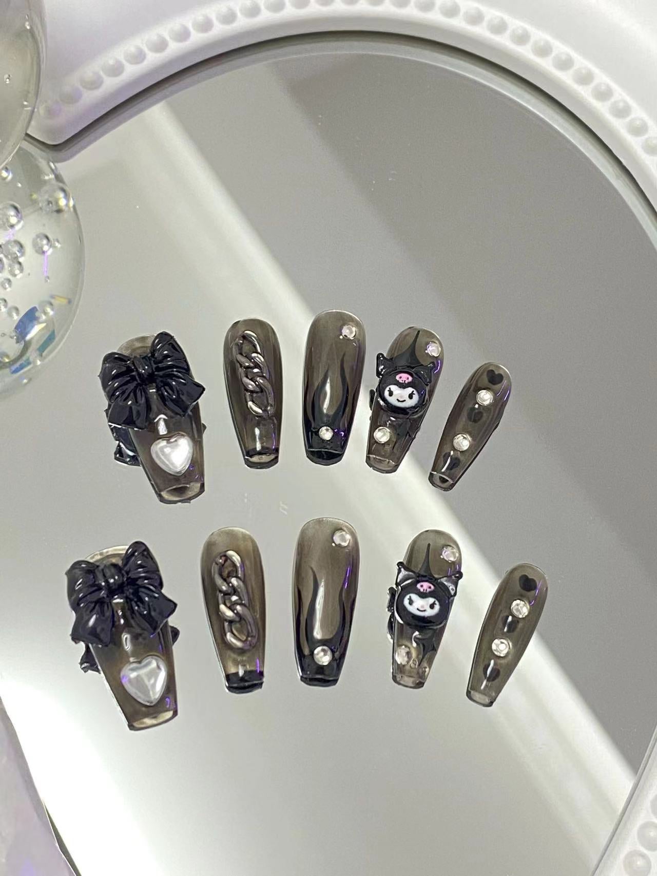 Kuromi Chain Bow False Nails