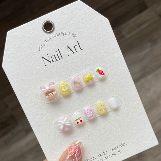 Faux ongles taille enfant petite fille 