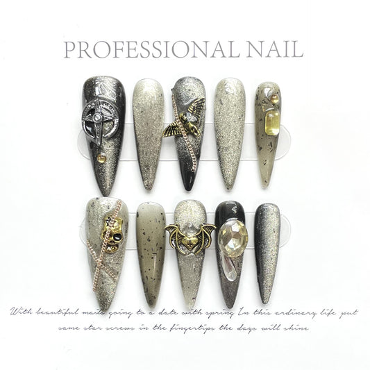 Black Chain 3D Relief False Nails