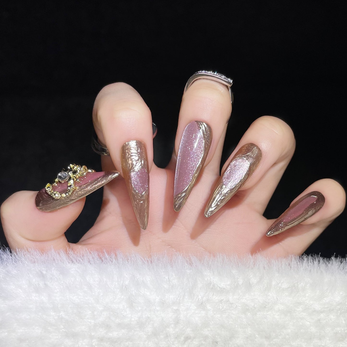 Cat's Eye Bucherati False Nails